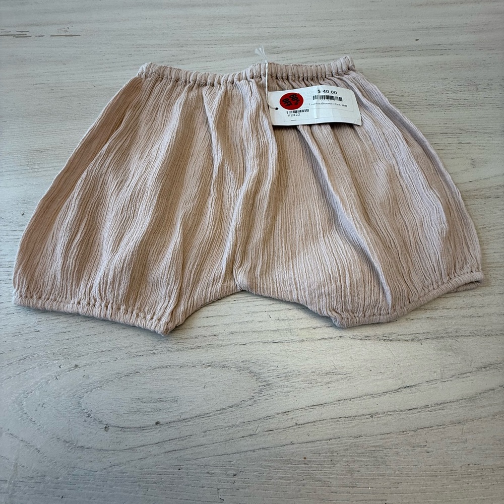 Tan Balloon-Style Bloomers with Elastic Waistband